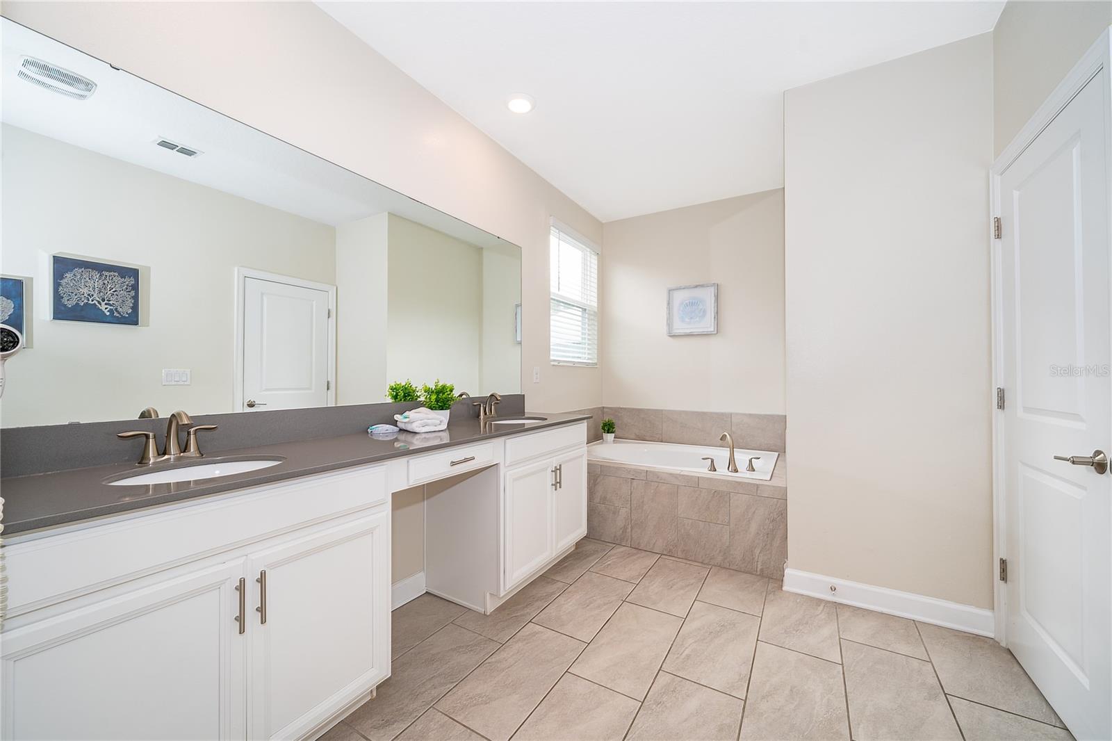 Image 47 of 79 For 4352 Quote Street