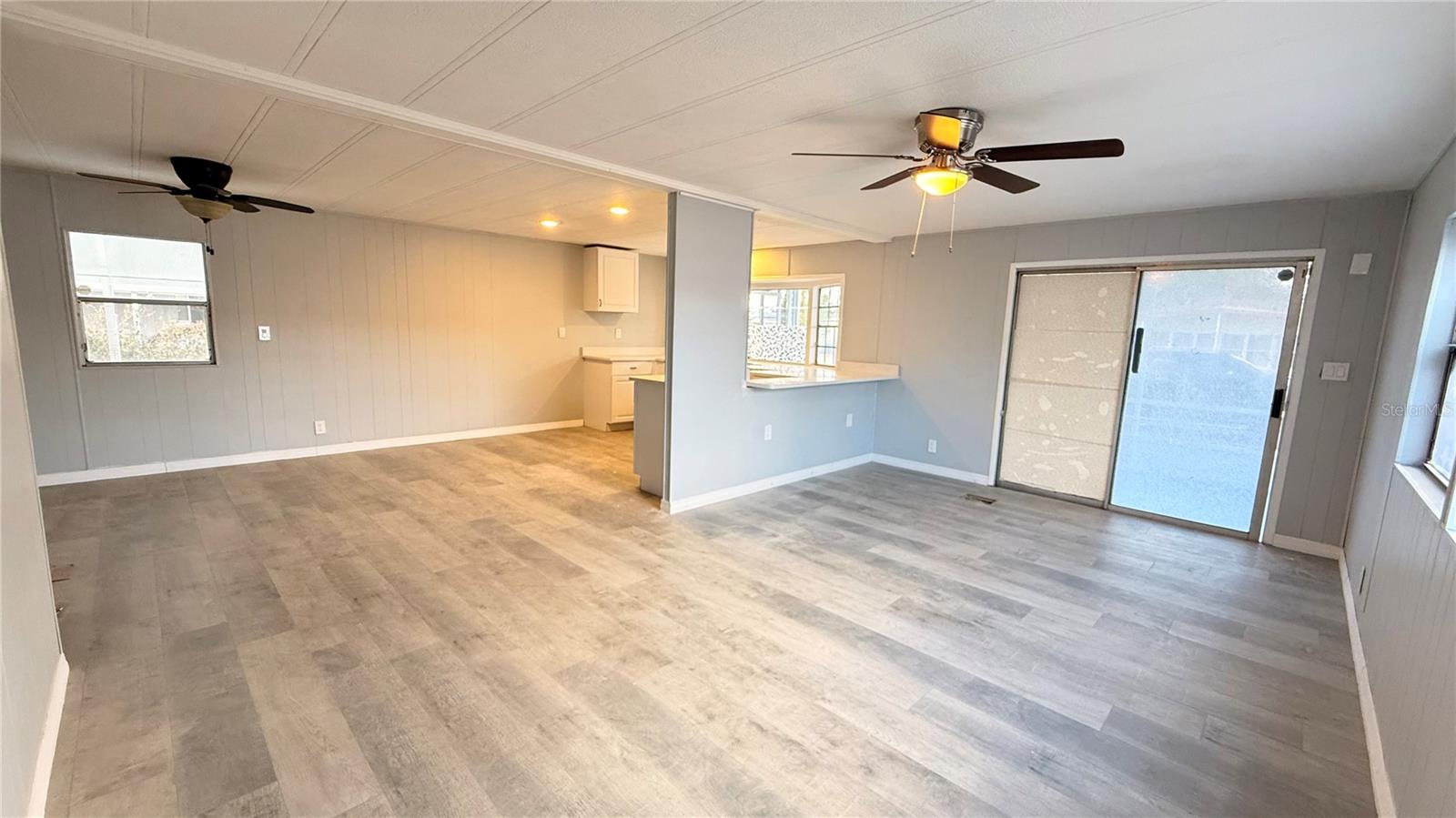 Image 16 of 18 For 202 Caloosa Lake Circle S