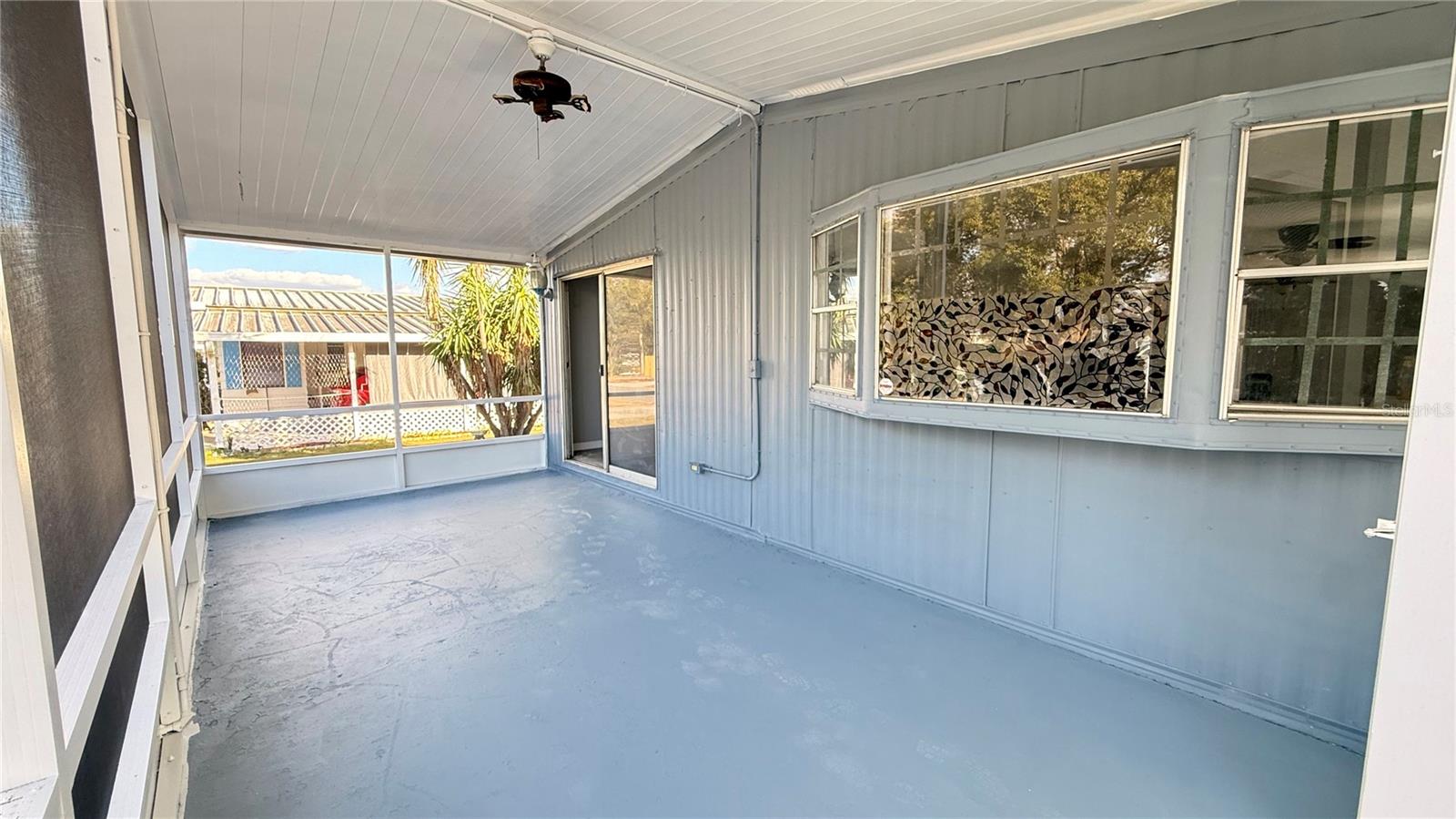 Image 17 of 18 For 202 Caloosa Lake Circle S