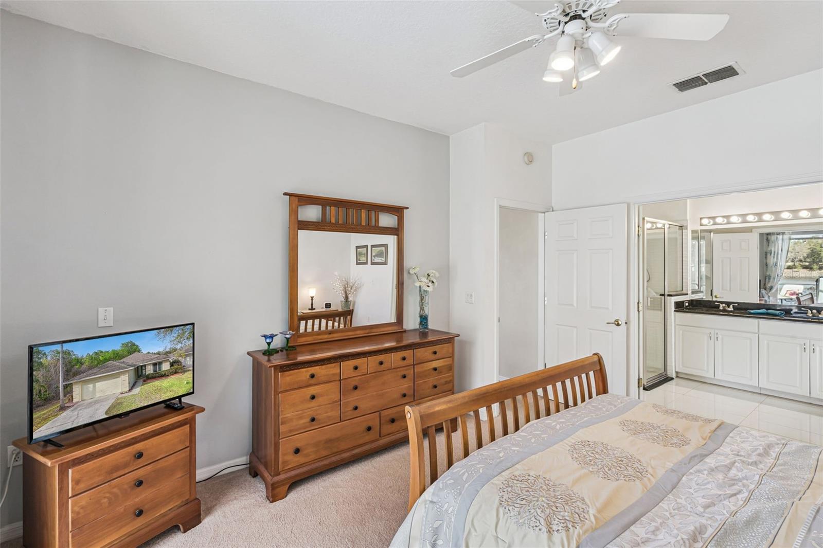 Image 14 of 47 For 2901 Sunset Vista Court