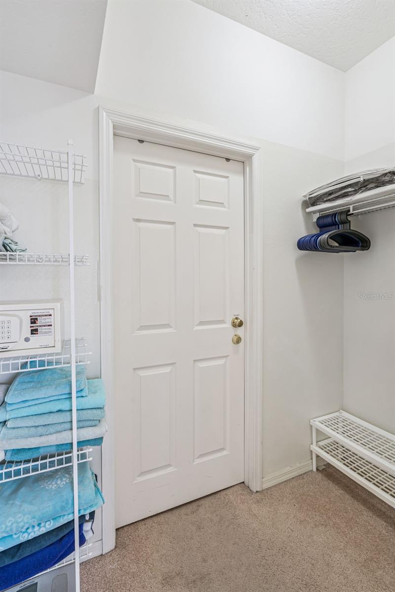 Image 23 of 47 For 2901 Sunset Vista Court