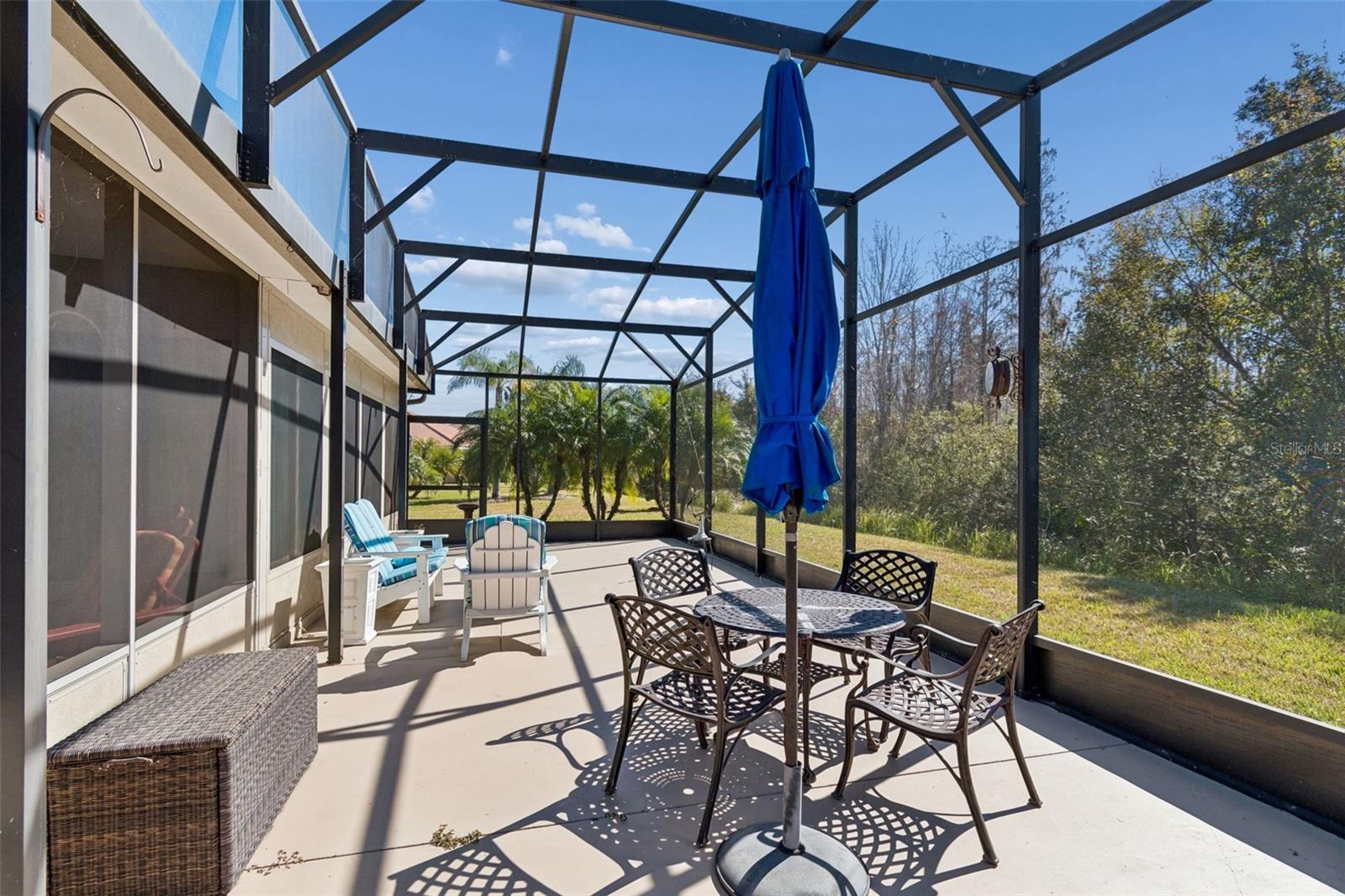 Image 55 of 75 For 825 San Raphael St