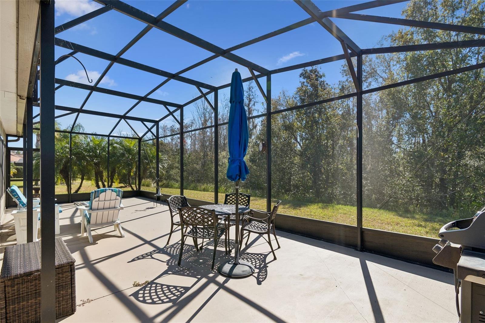 Image 60 of 75 For 825 San Raphael St