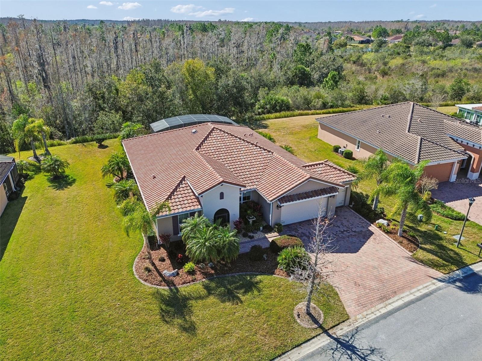 Image 64 of 75 For 825 San Raphael St