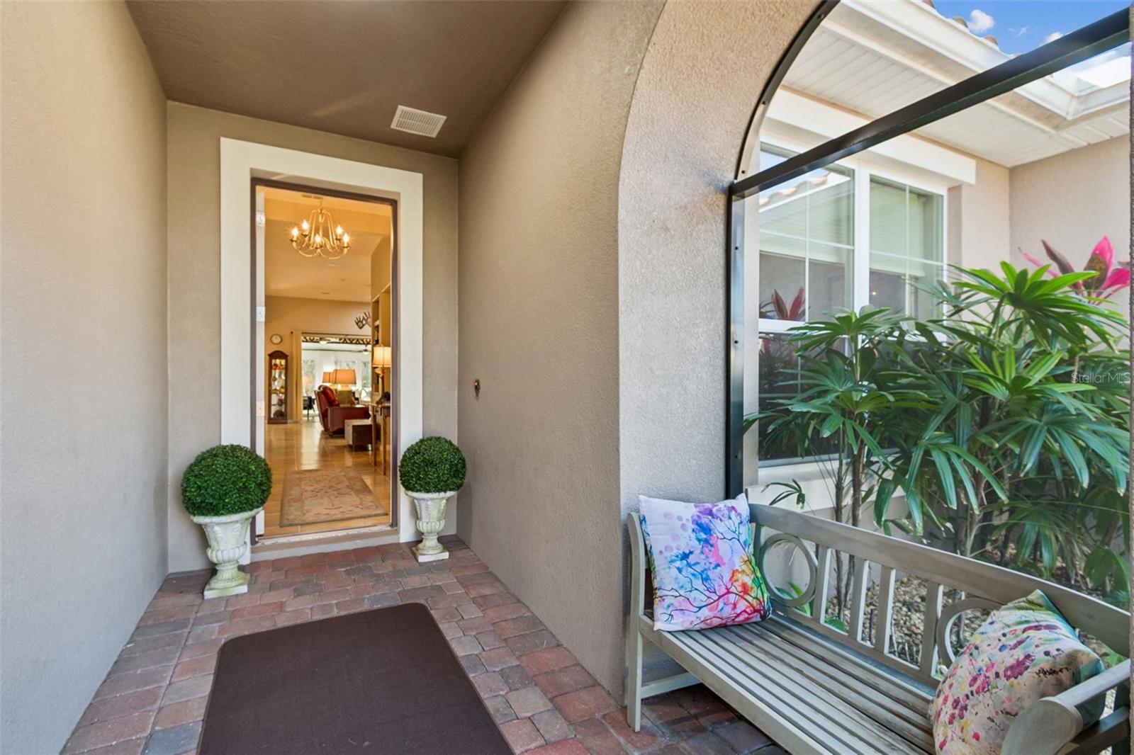 Image 74 of 75 For 825 San Raphael St