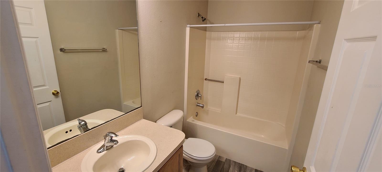 Image 17 of 21 For 1408 Hillsborough Way