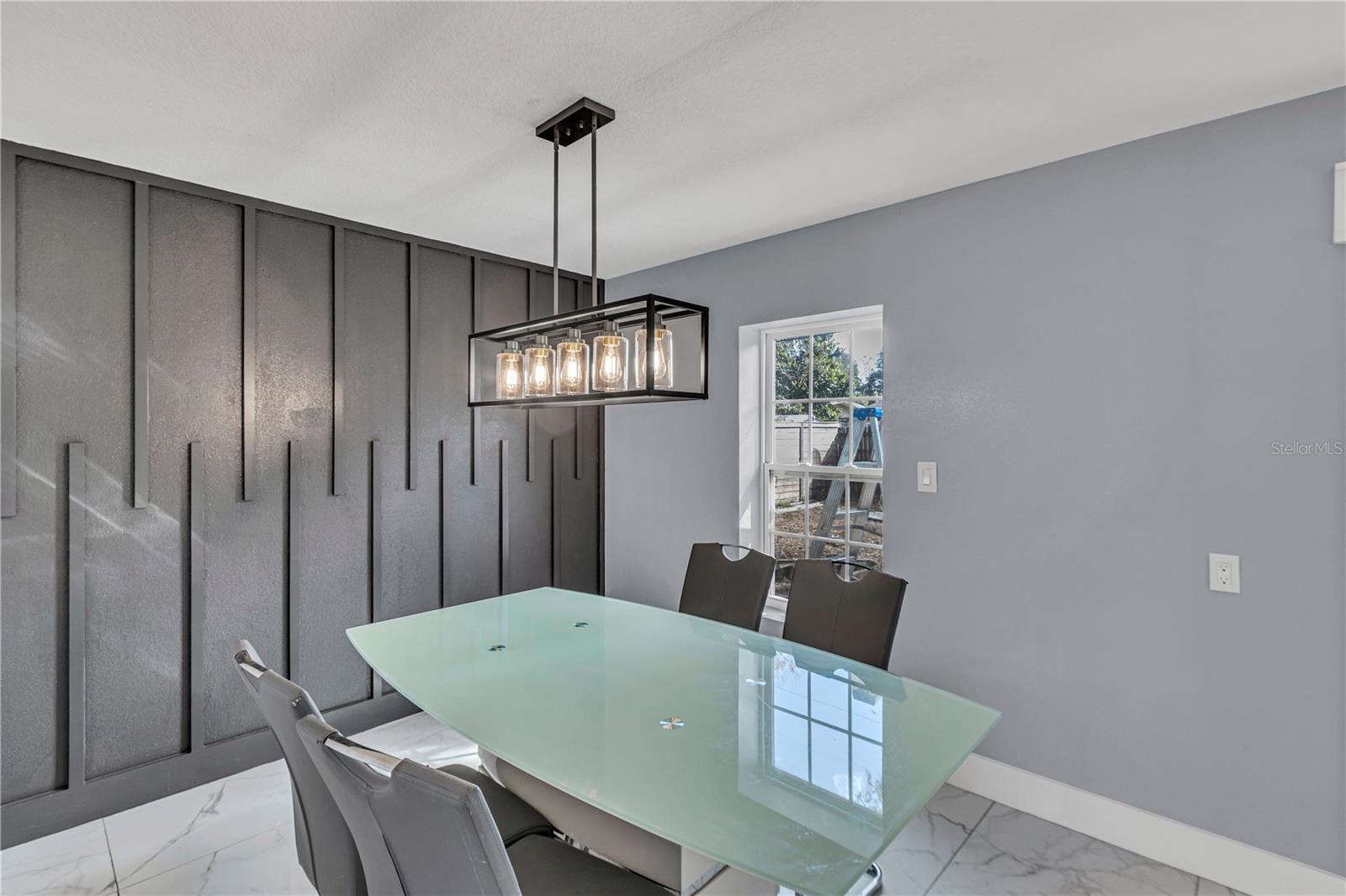 Image 12 of 33 For 6420 Appian Way