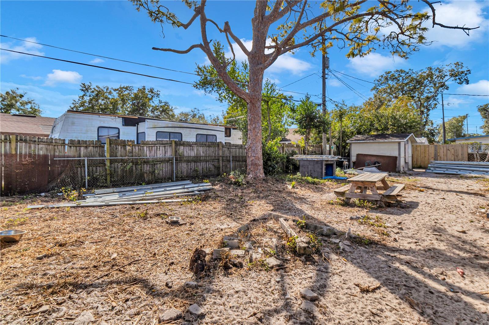 Image 32 of 33 For 6420 Appian Way