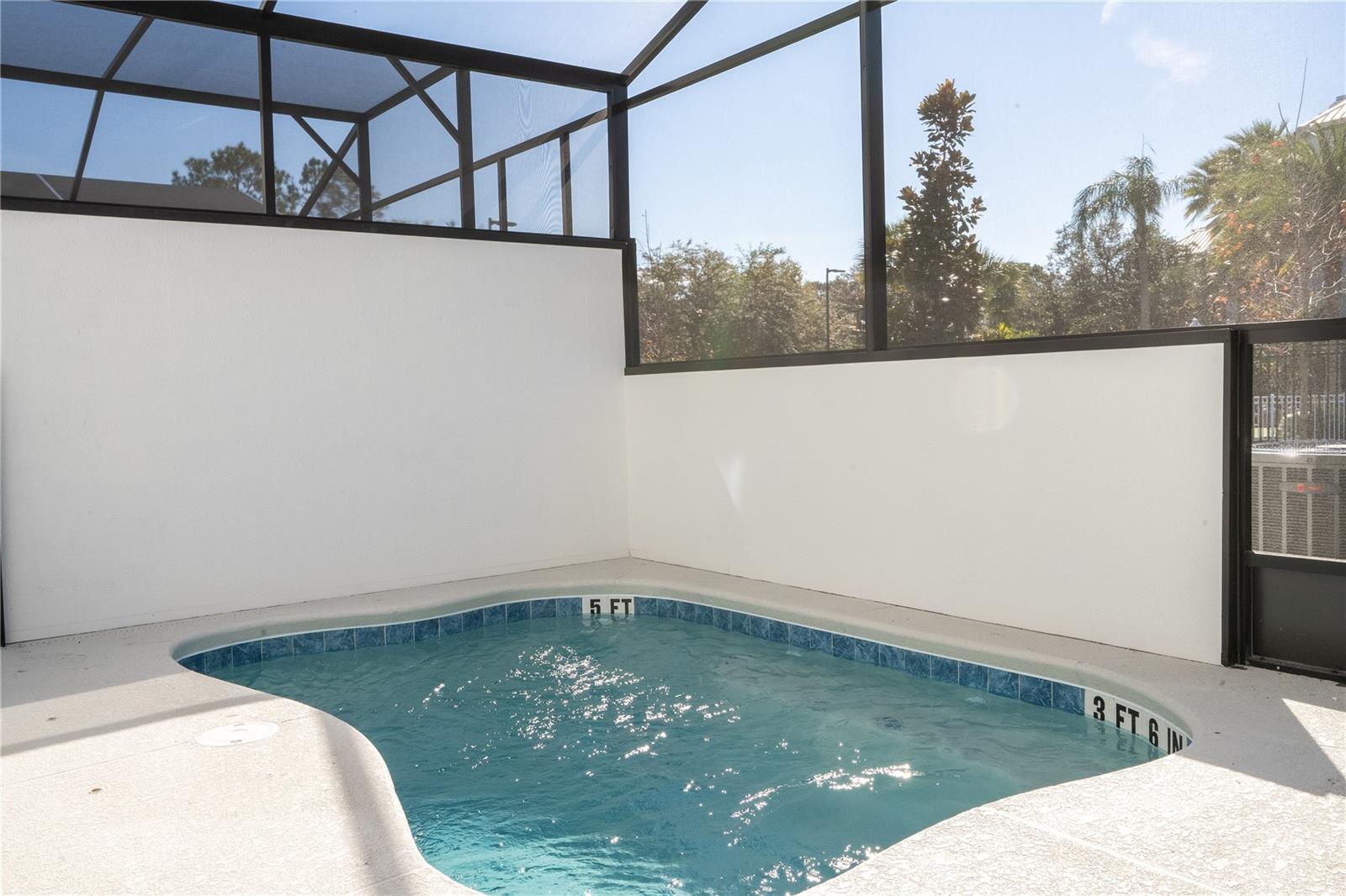 Image 18 of 58 For 10580 Ebb Tide Lane