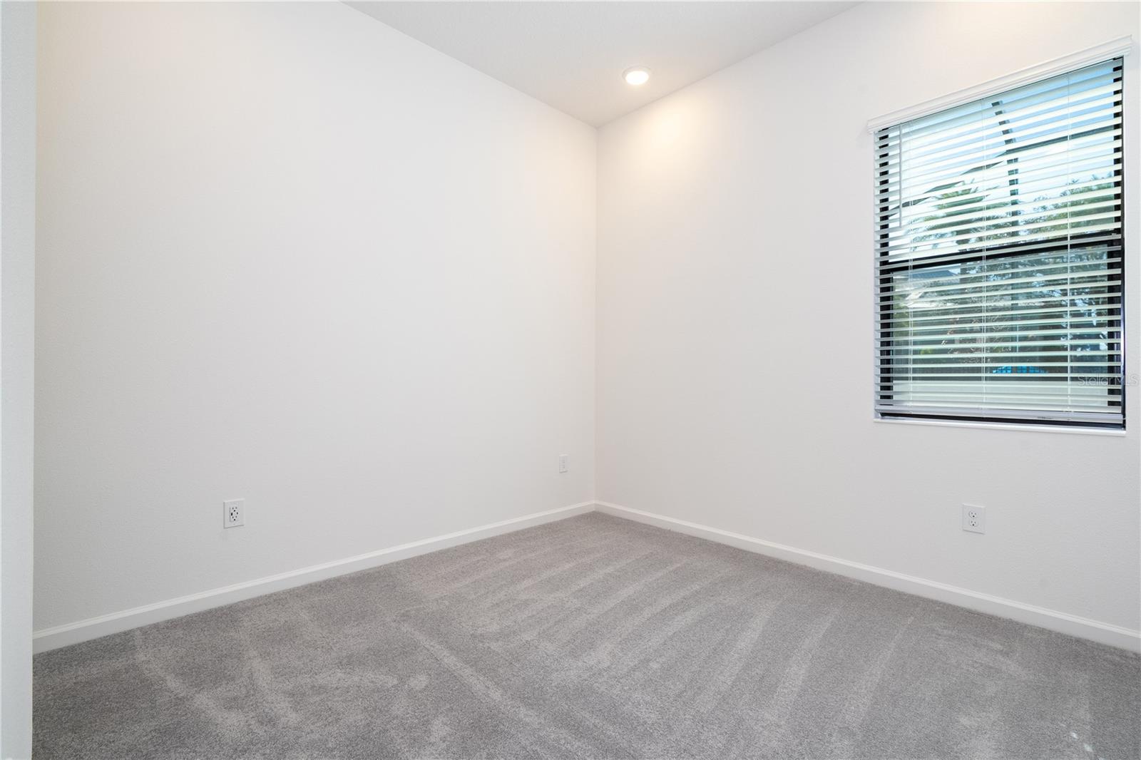 Image 25 of 58 For 10580 Ebb Tide Lane