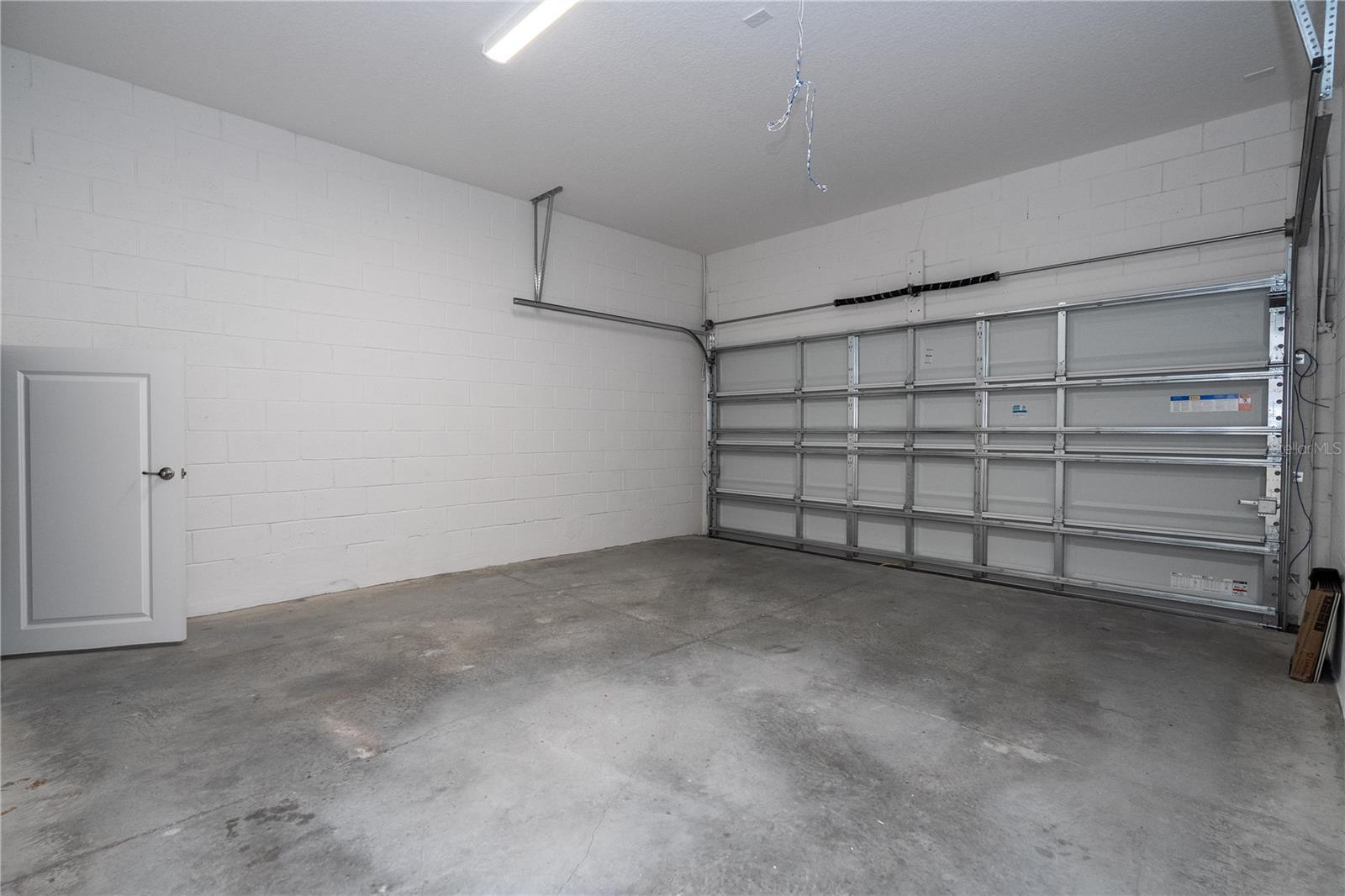 Image 28 of 58 For 10580 Ebb Tide Lane