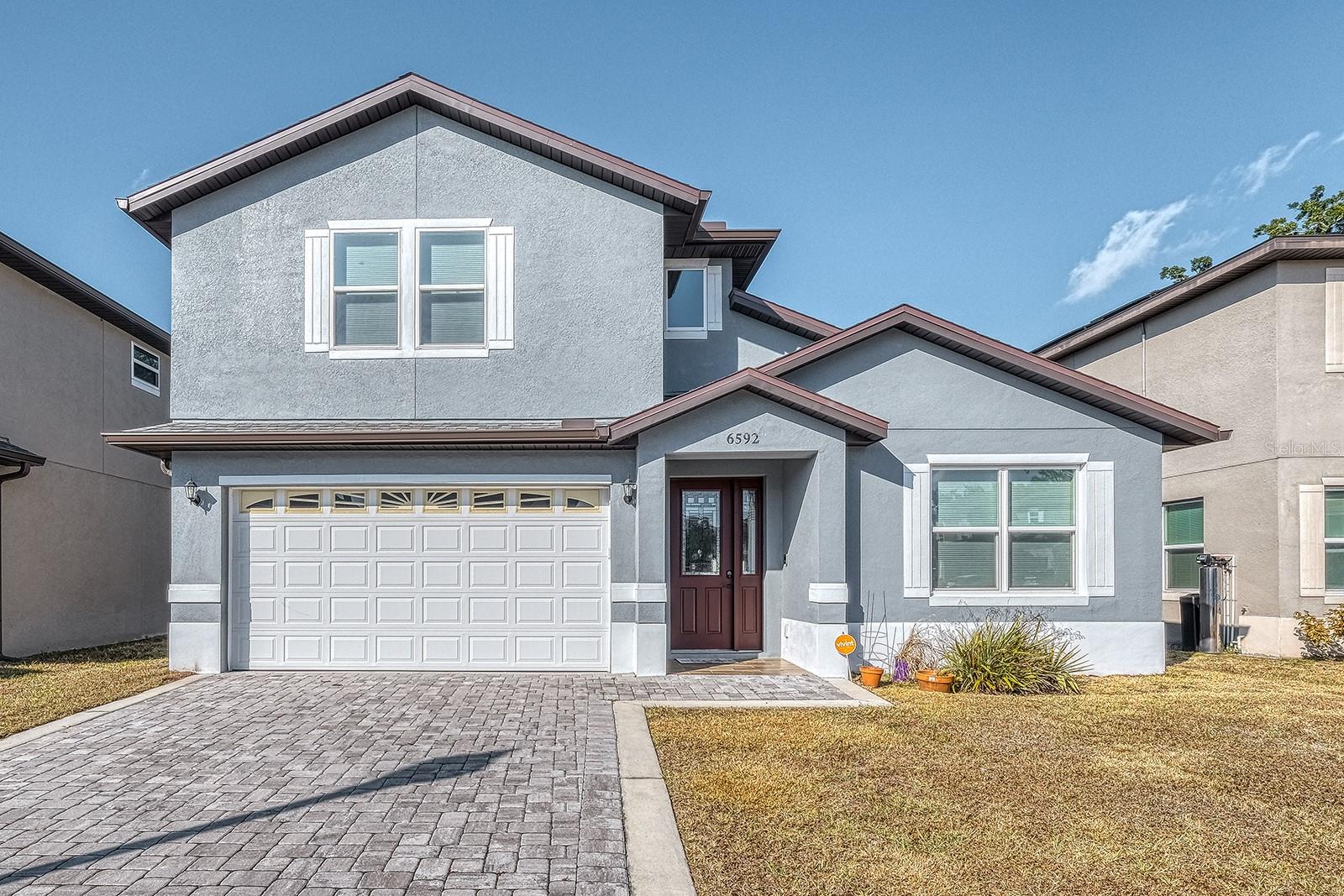 Image 3 of 54 For 6592 Taxiway Circle