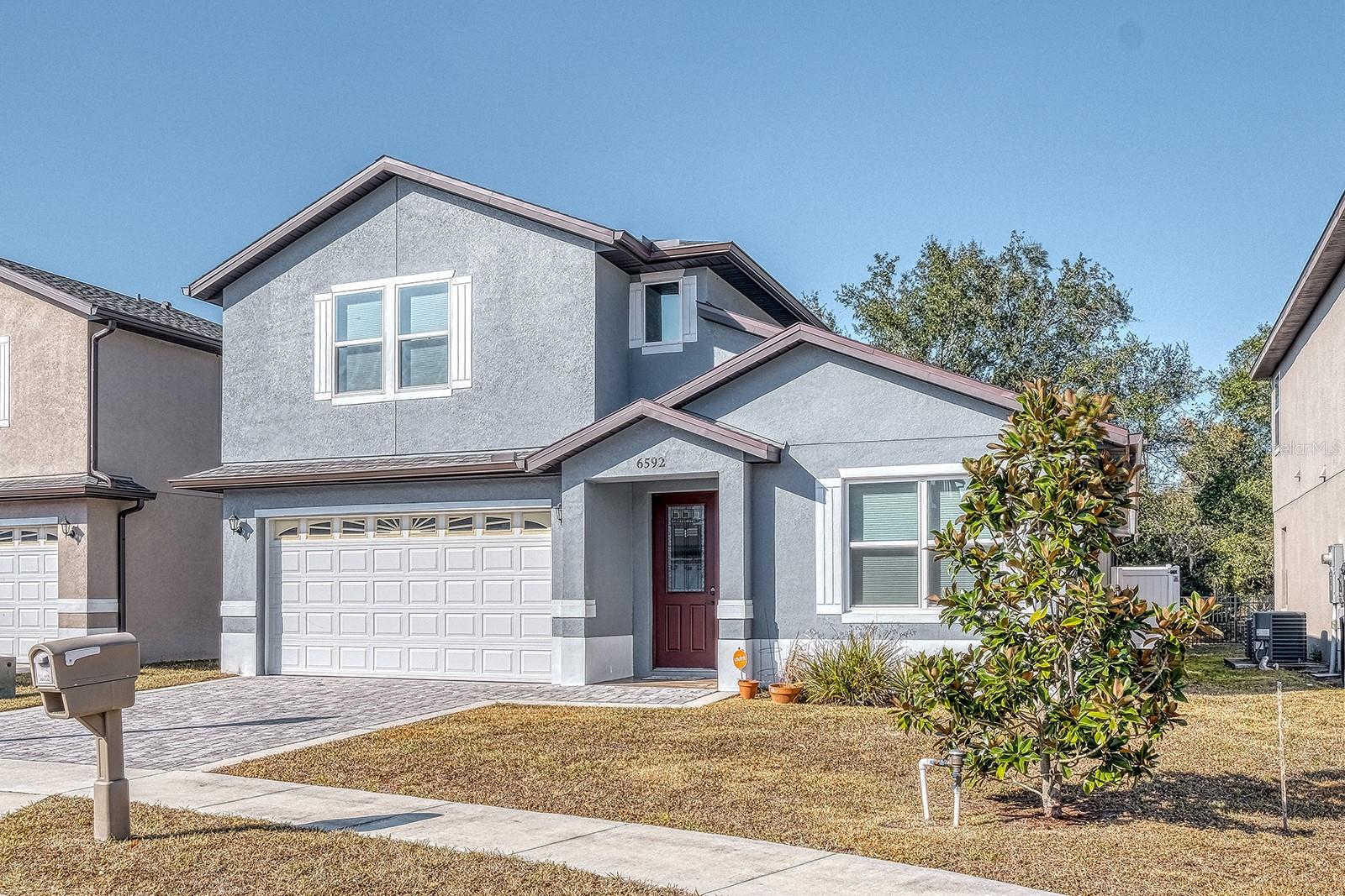 Image 5 of 54 For 6592 Taxiway Circle