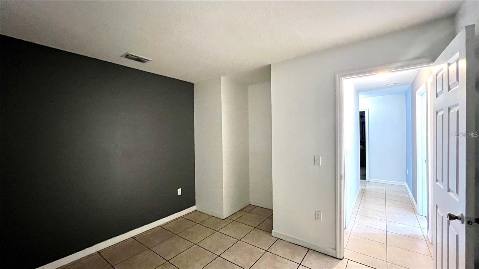 Image 17 of 26 For 16349 Coopers Hawk Avenue