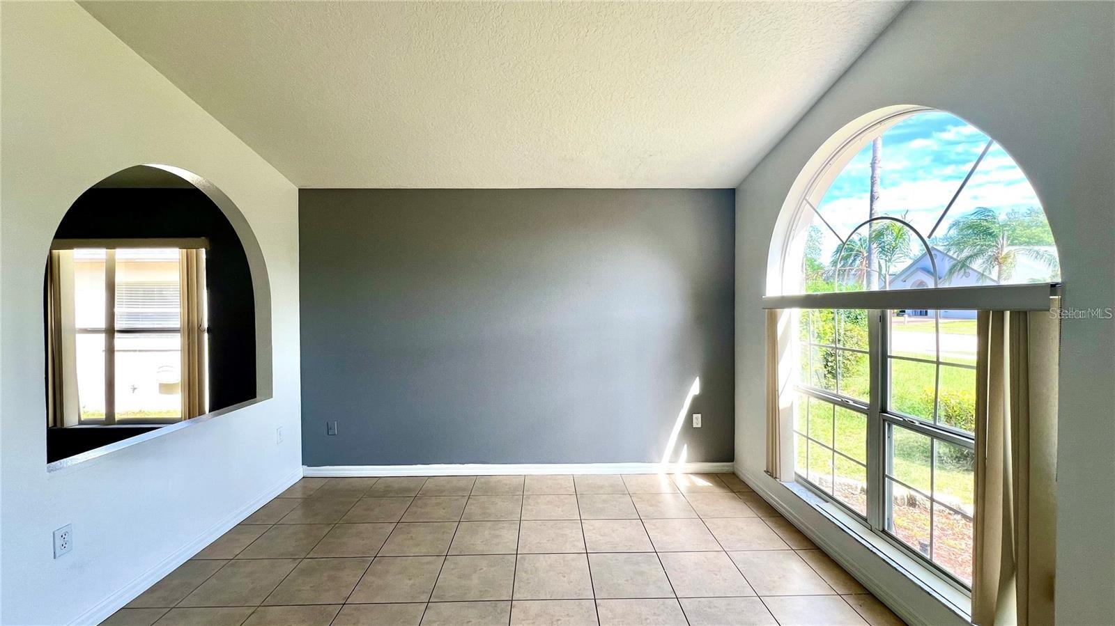 Image 4 of 26 For 16349 Coopers Hawk Avenue