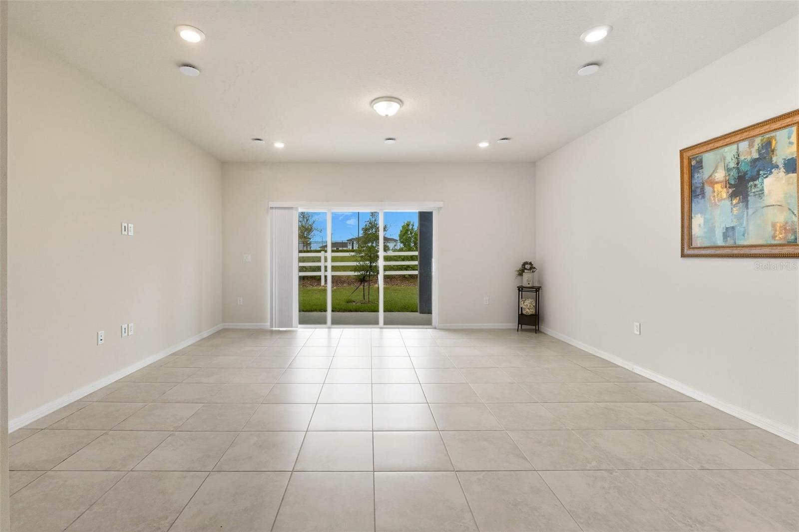 Image 11 of 35 For 2851 Stunning Avenue