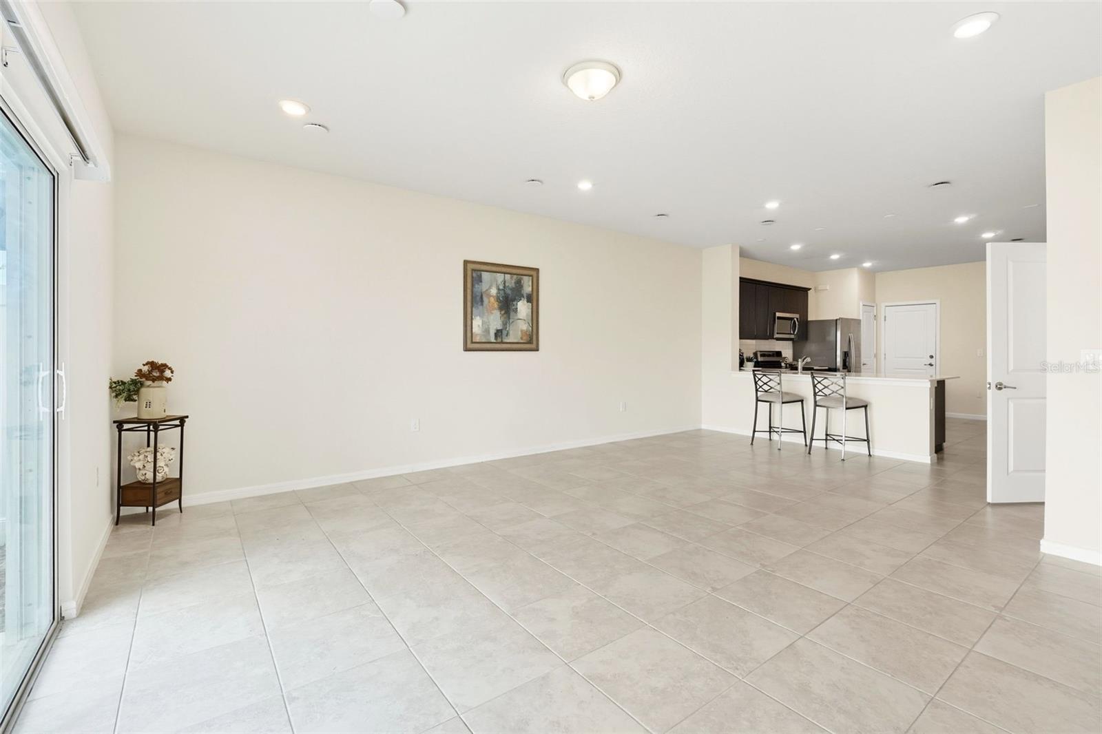 Image 15 of 35 For 2851 Stunning Avenue