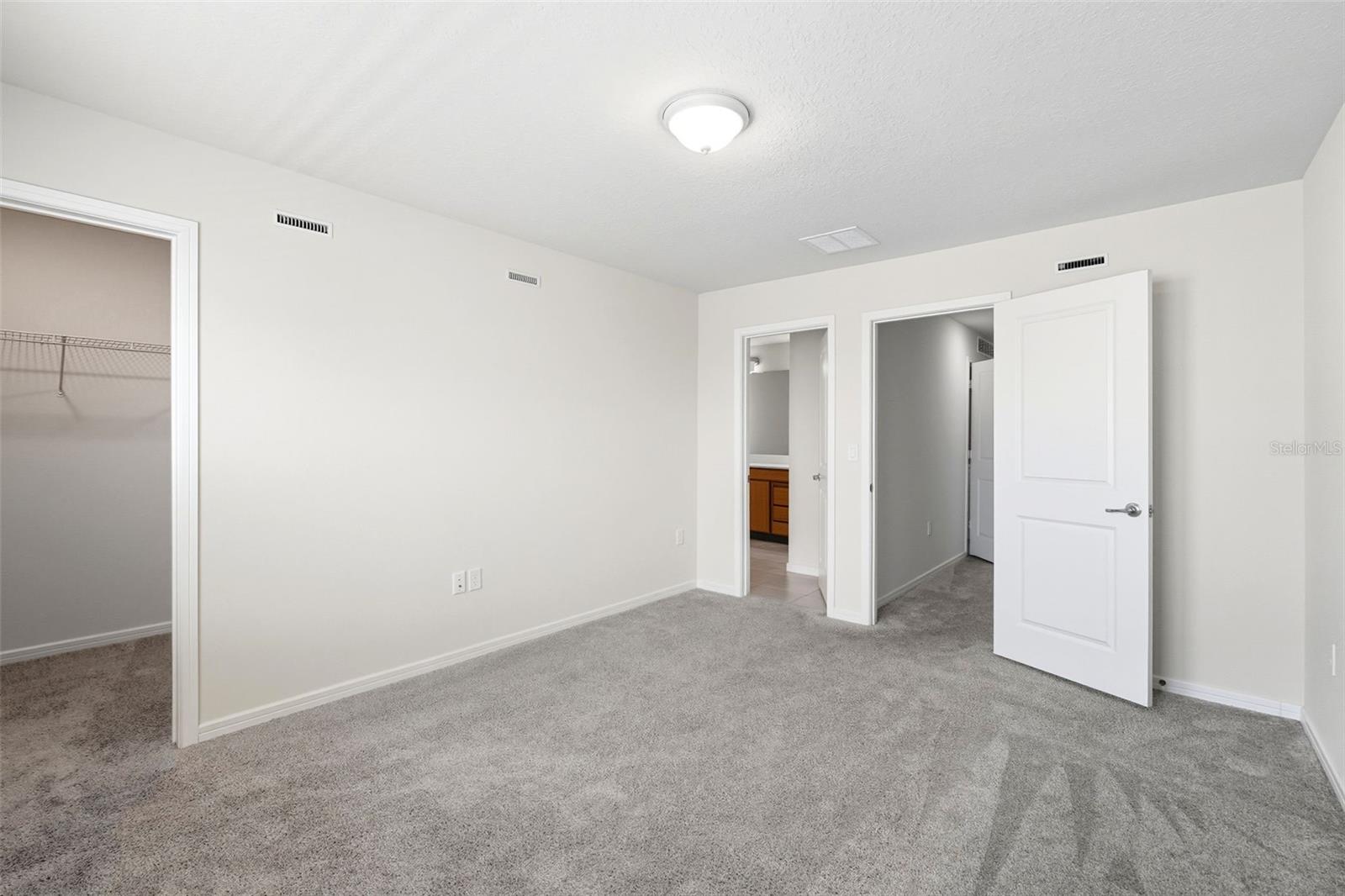 Image 18 of 35 For 2851 Stunning Avenue