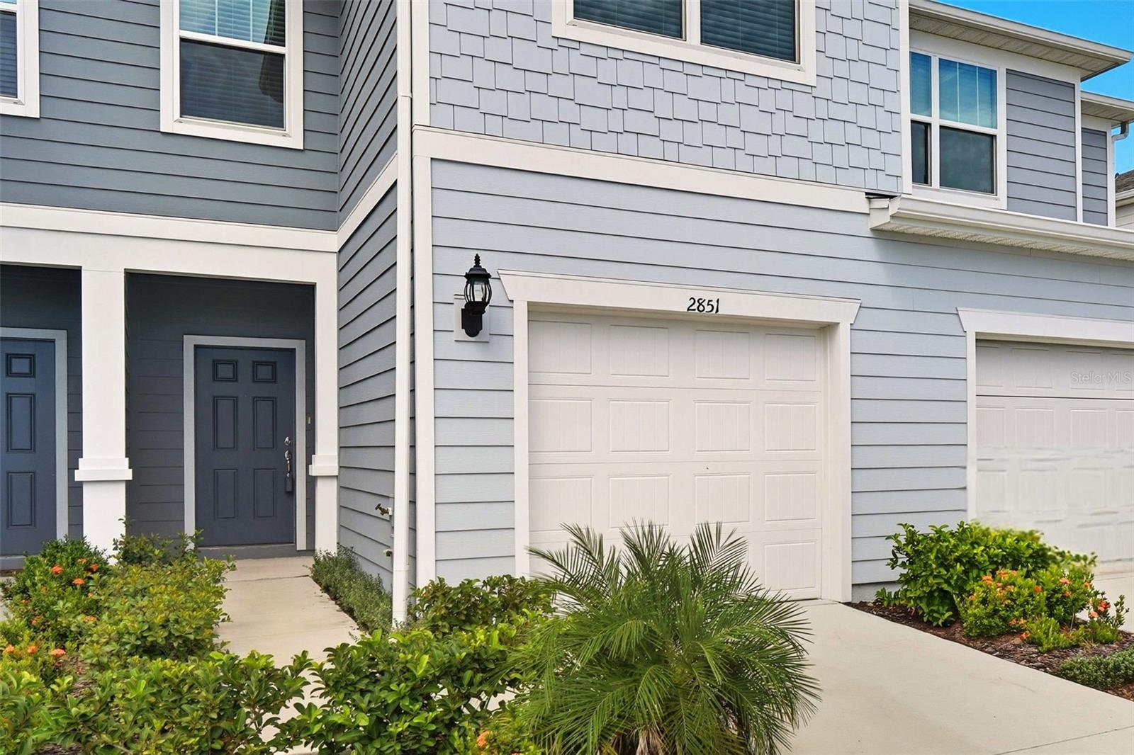 Image 2 of 35 For 2851 Stunning Avenue