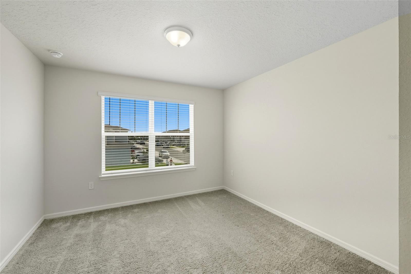 Image 24 of 35 For 2851 Stunning Avenue