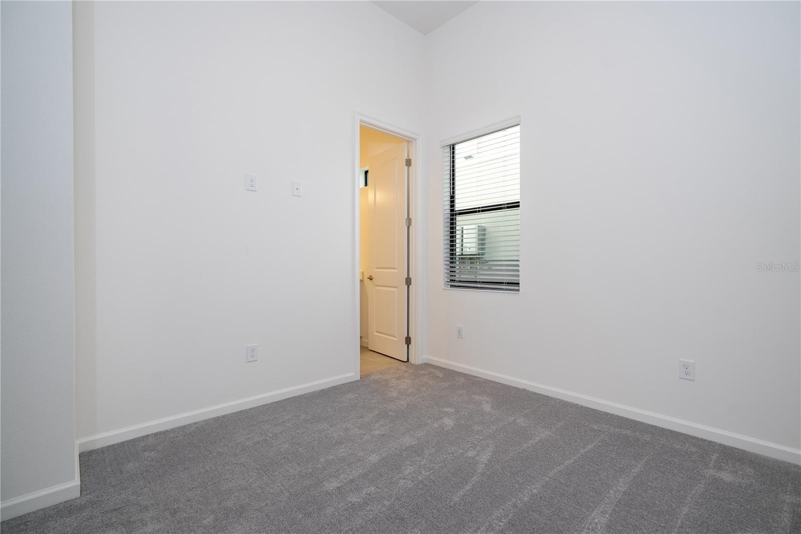 Image 23 of 95 For 5674 High Seas Drive