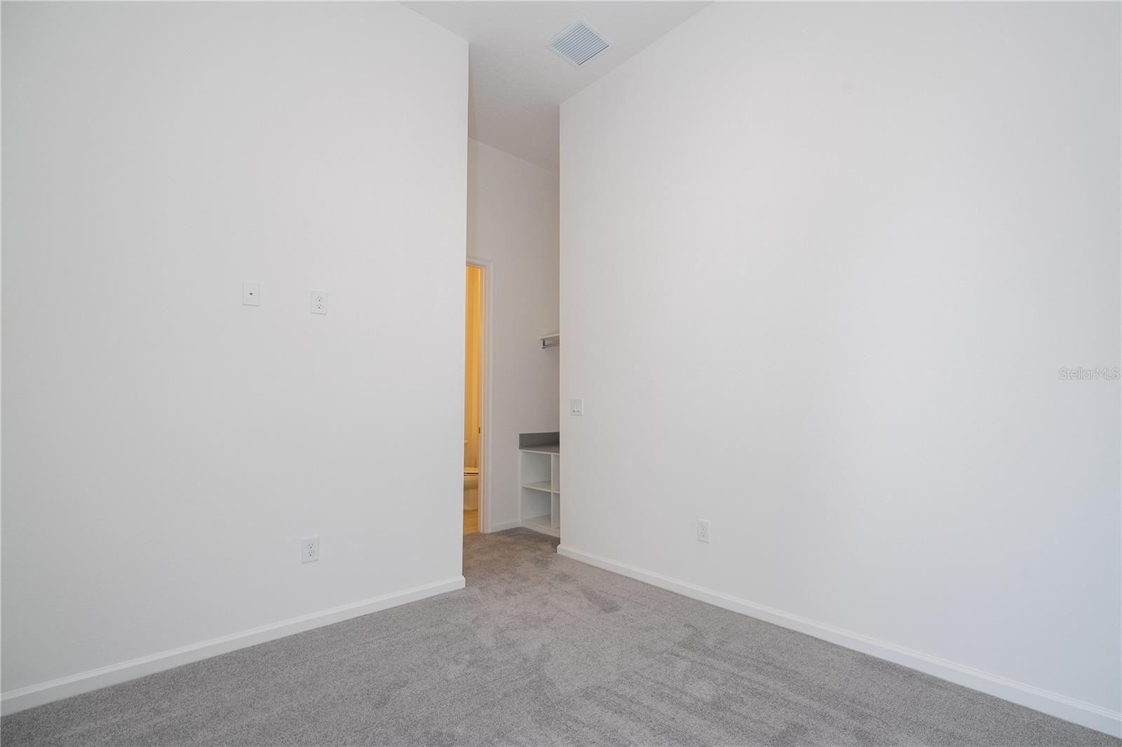 Image 37 of 95 For 5674 High Seas Drive