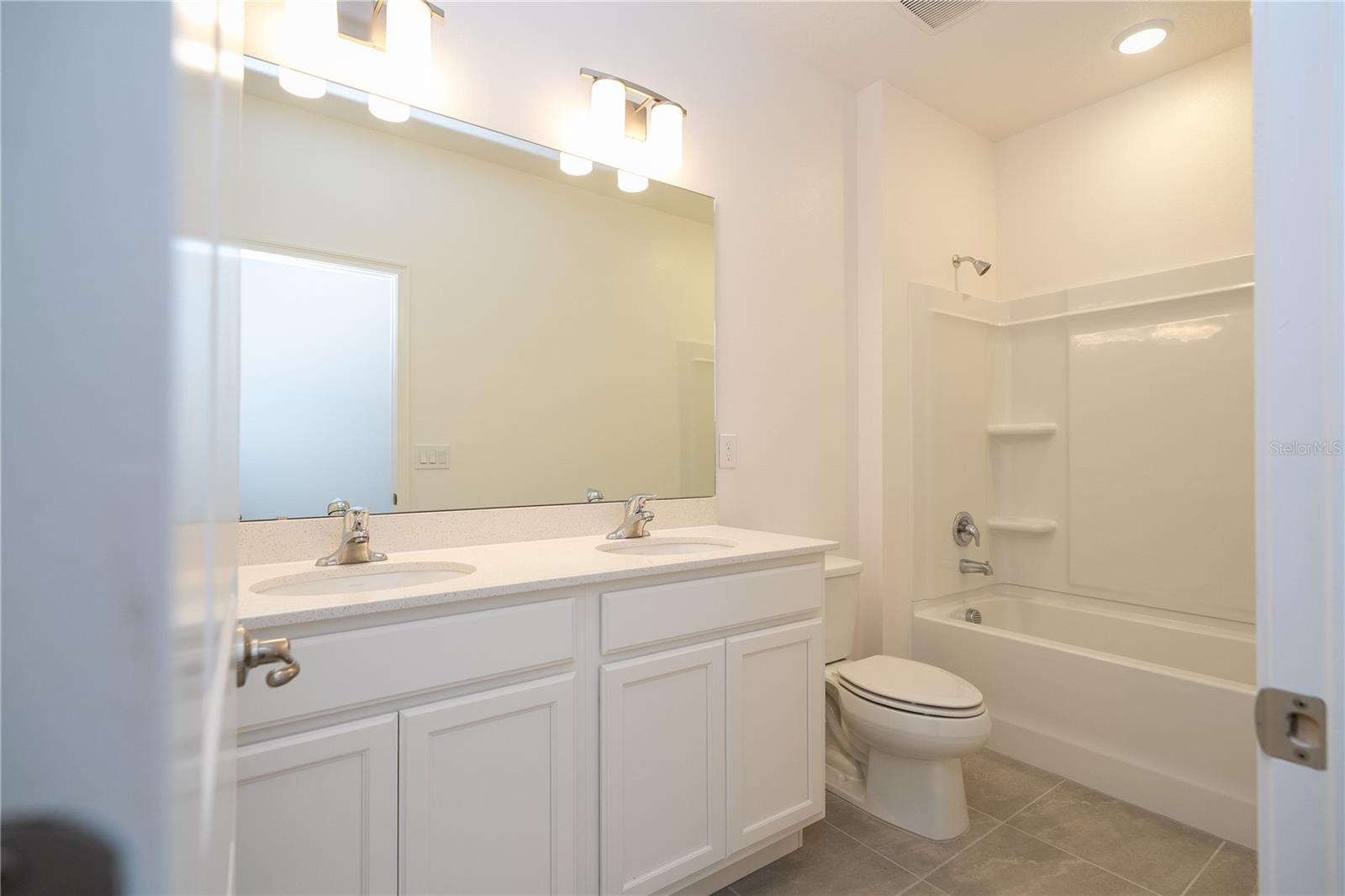 Image 88 of 95 For 5674 High Seas Drive