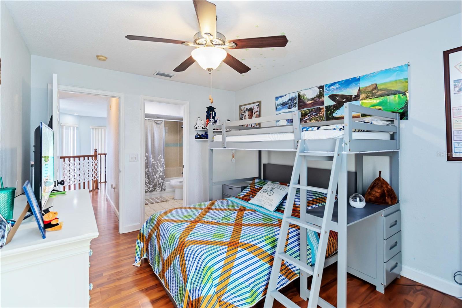 Image 17 of 29 For 211 Dawn Court