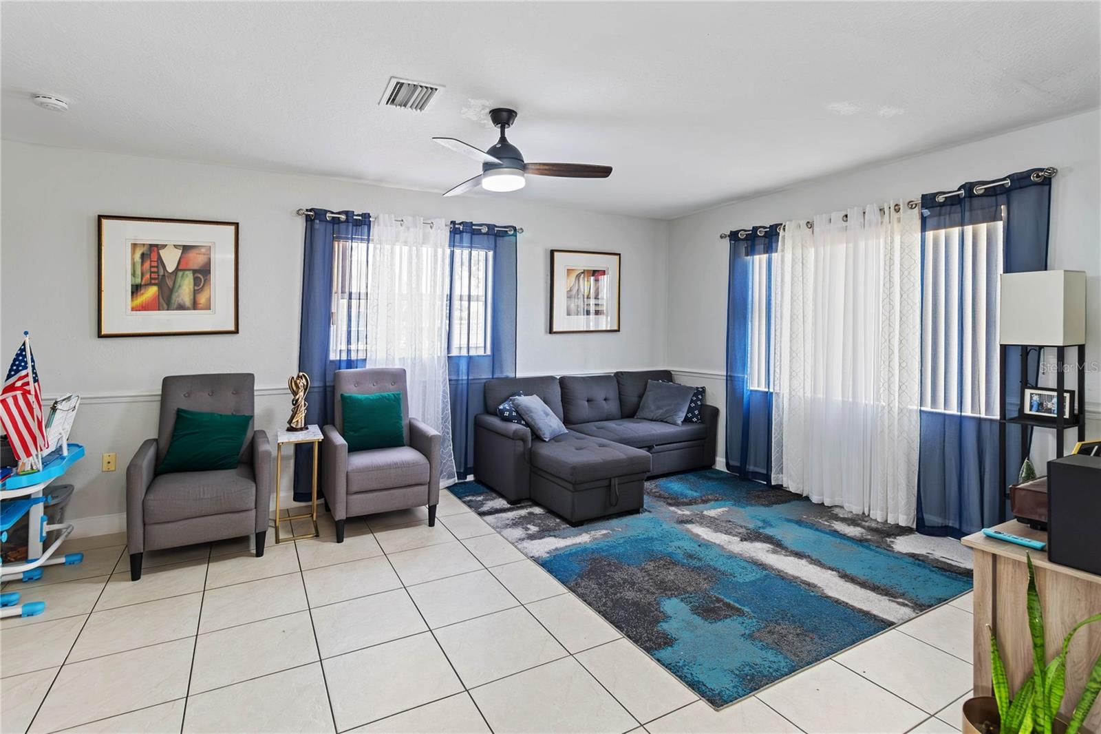 Image 5 of 29 For 211 Dawn Court