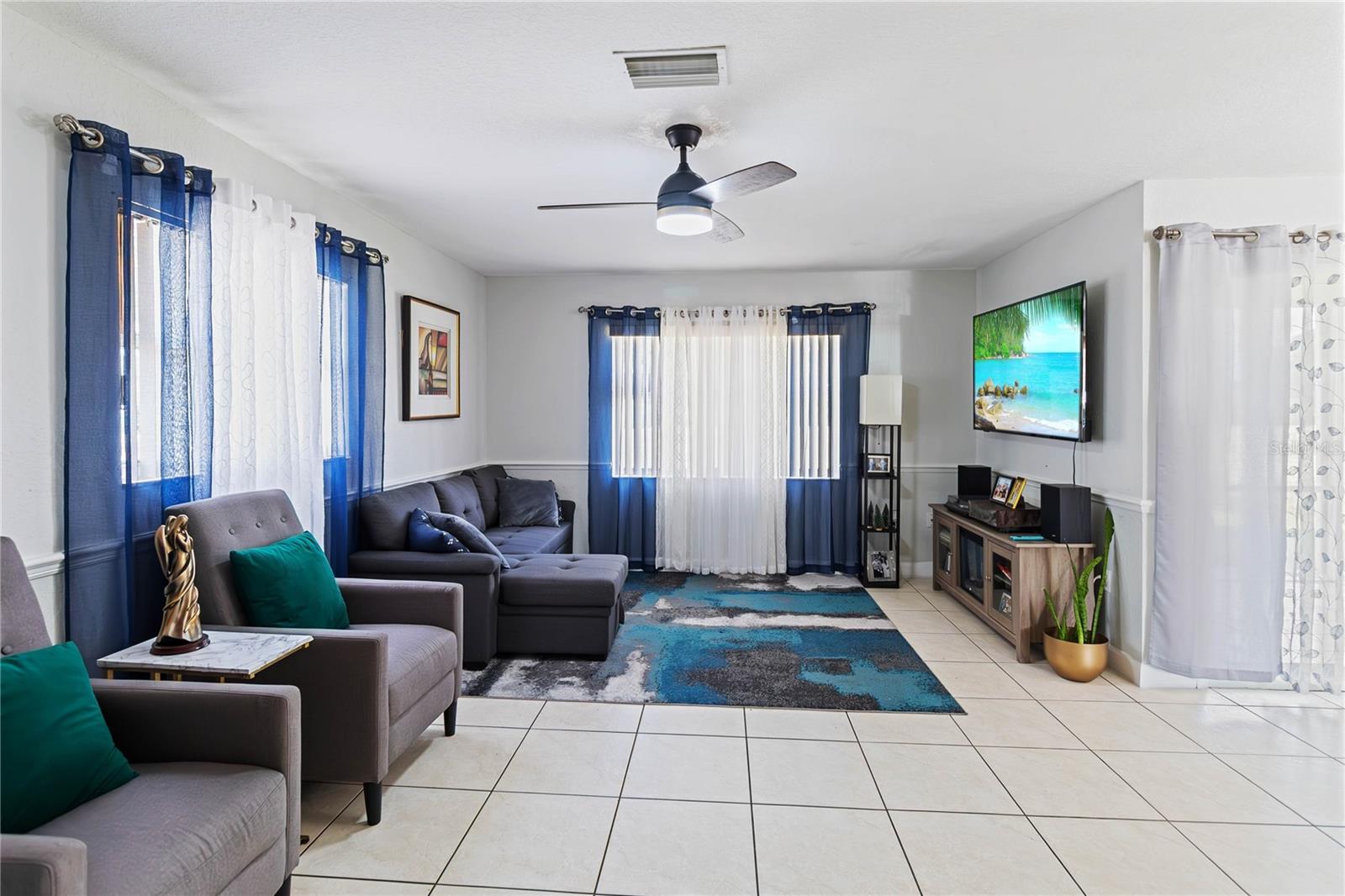 Image 6 of 29 For 211 Dawn Court