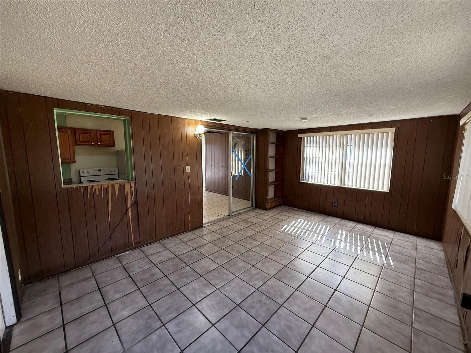 Image 15 of 18 For 2628 Milton Avenue