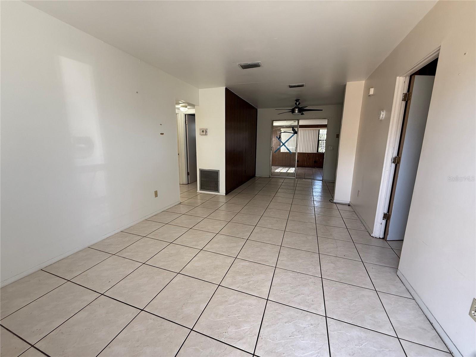 Image 4 of 18 For 2628 Milton Avenue