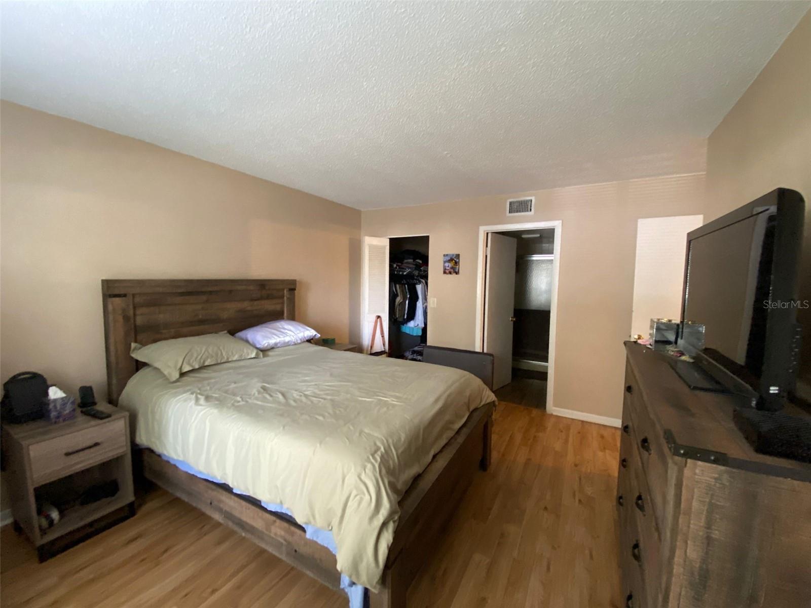 Image 16 of 23 For 8213 Sun Spring Circle 31