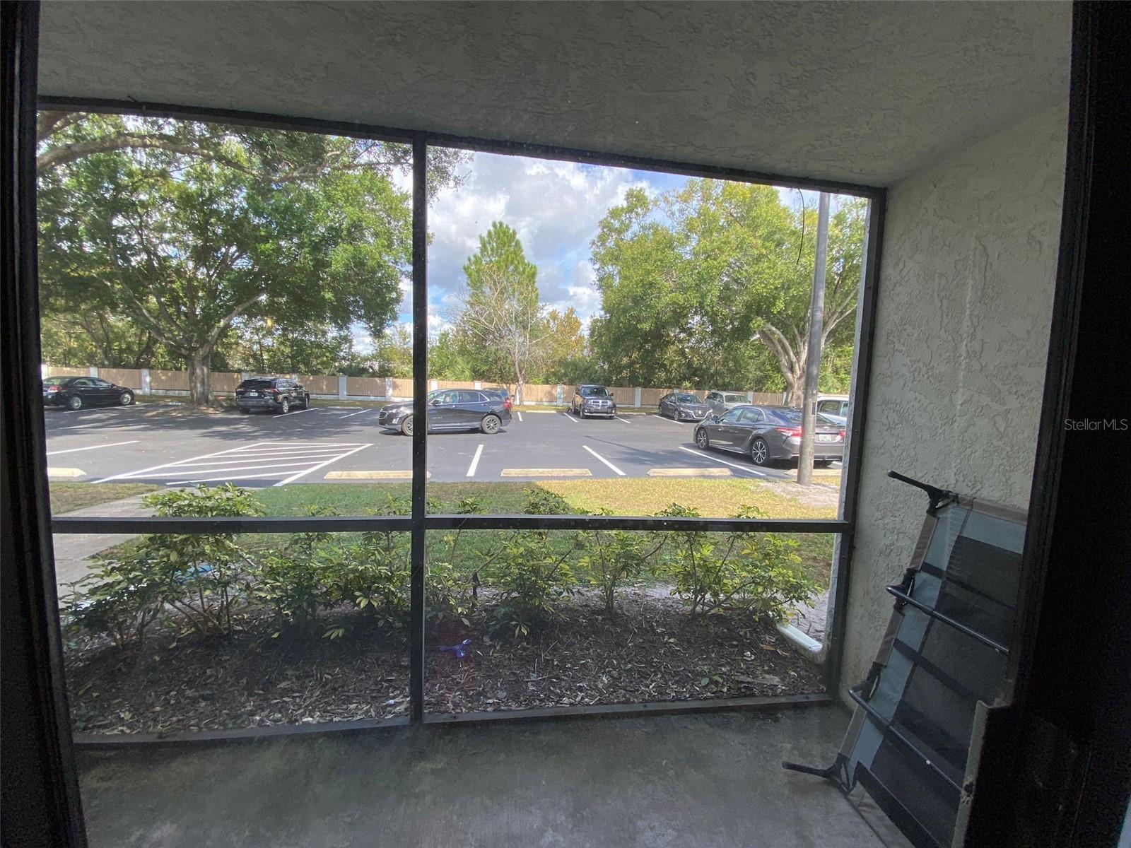 Image 17 of 23 For 8213 Sun Spring Circle 31