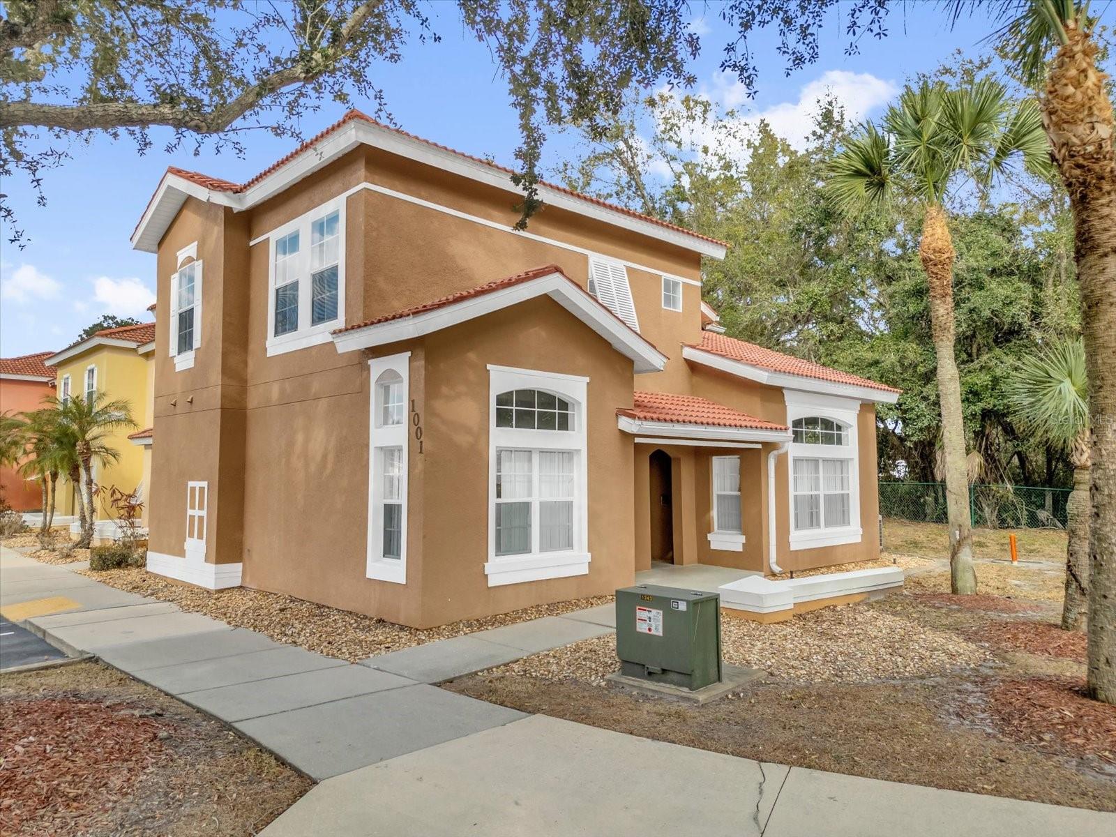 Details for 1001 Park Ridge Circle, KISSIMMEE, FL 34746