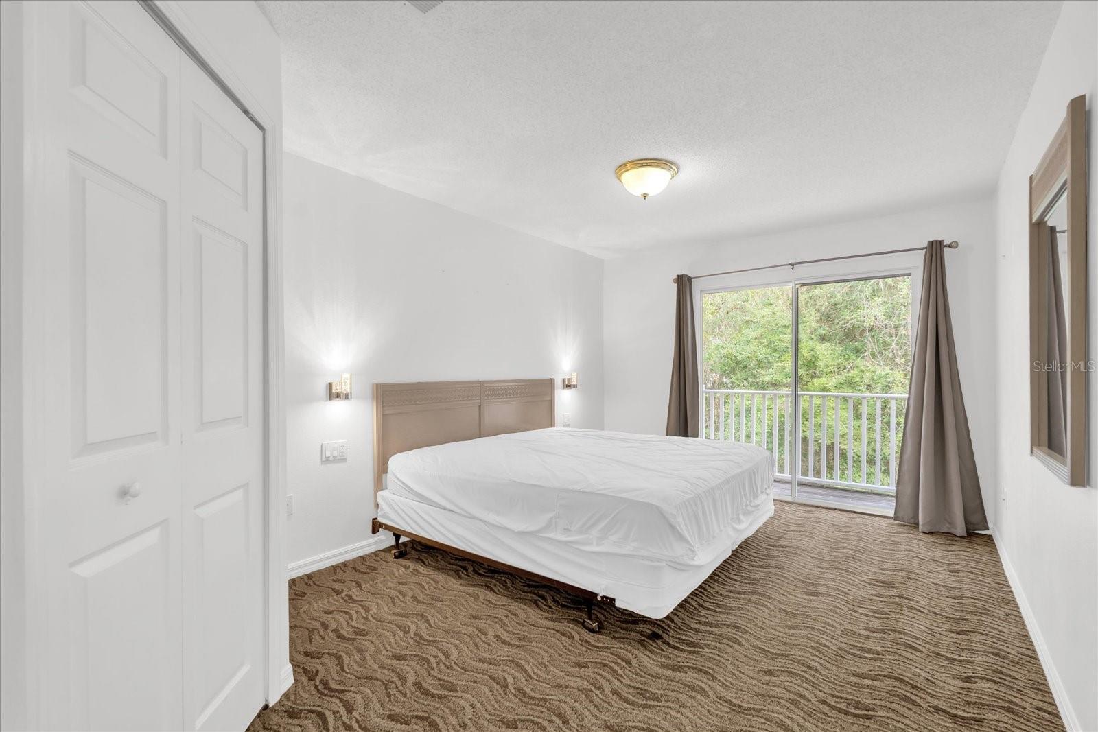 Image 10 of 31 For 1001 Park Ridge Circle