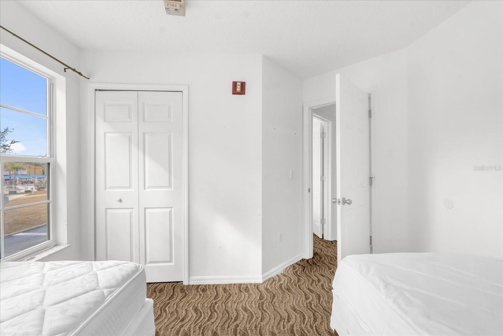 Image 14 of 31 For 1001 Park Ridge Circle