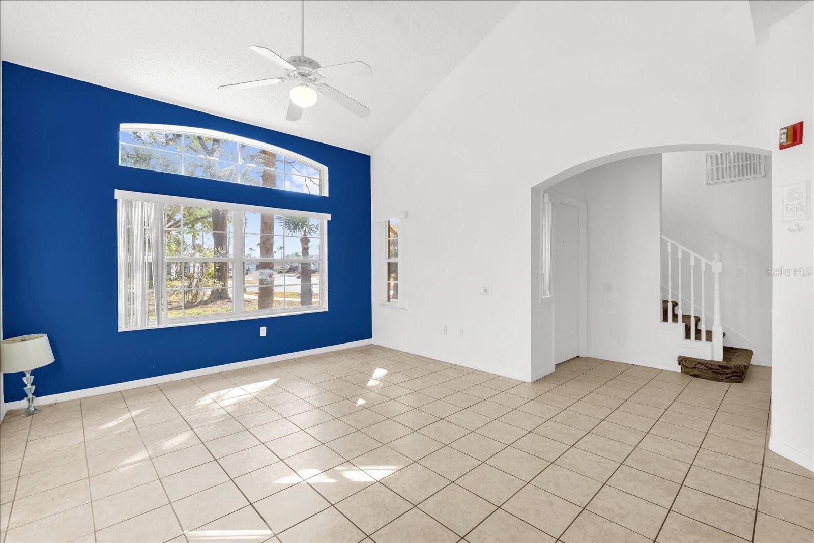 Image 5 of 31 For 1001 Park Ridge Circle