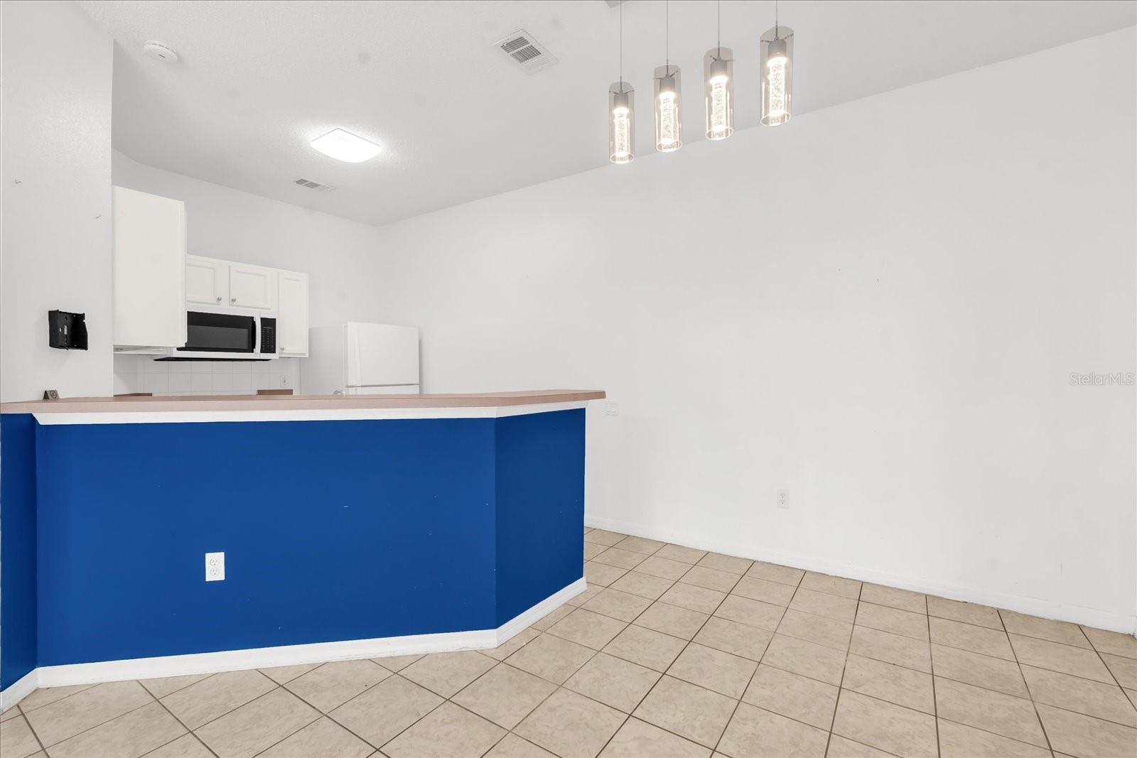 Image 6 of 31 For 1001 Park Ridge Circle