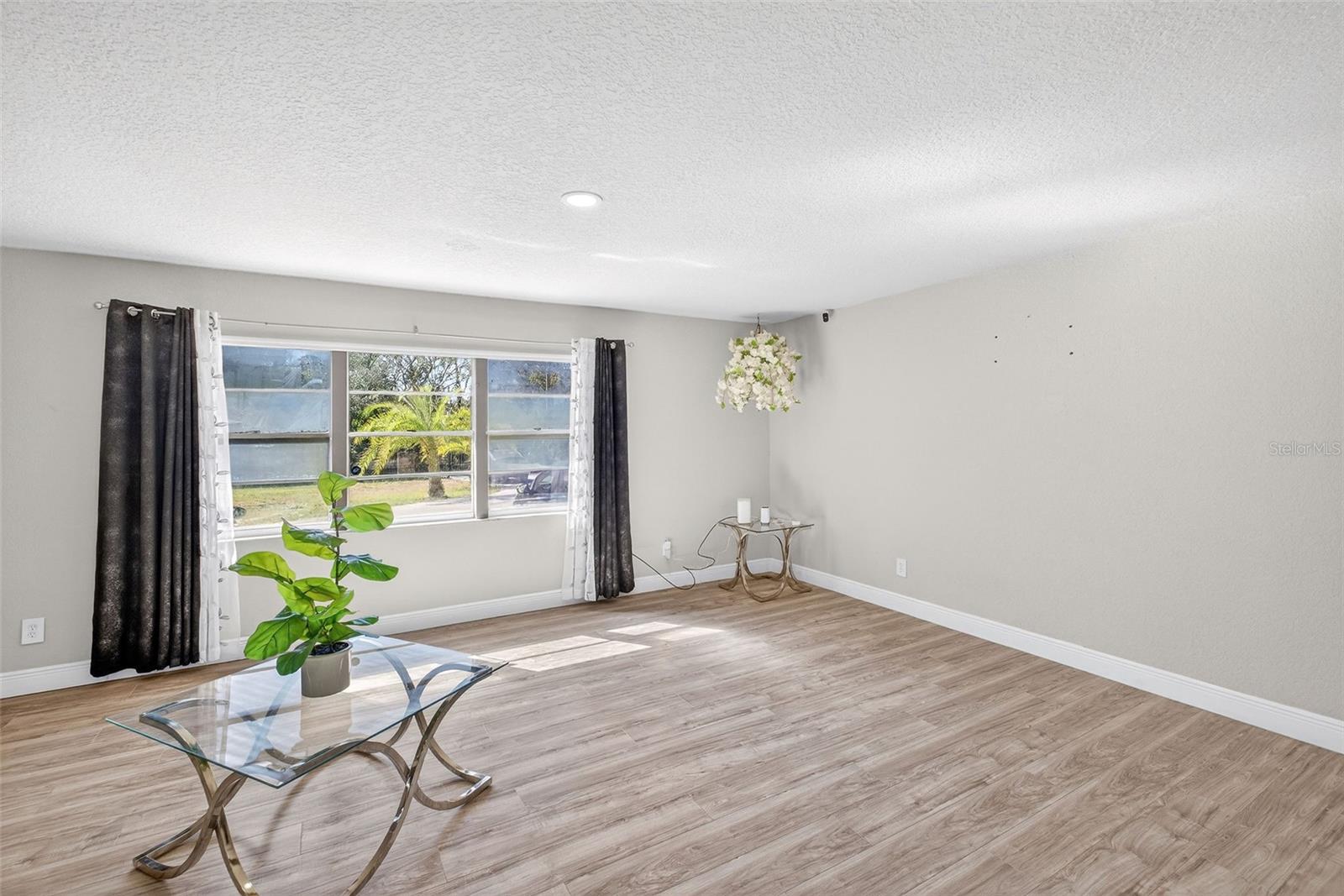 Image 7 of 38 For 4121 White Heron Drive