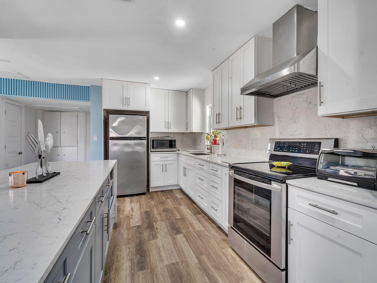 Image 10 of 27 For 7684 Oakhurst Road