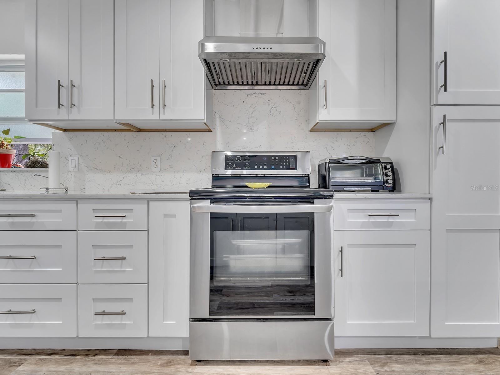 Image 11 of 27 For 7684 Oakhurst Road