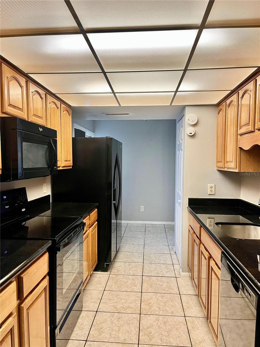 Image 6 of 21 For 4575 Texas Avenue 307