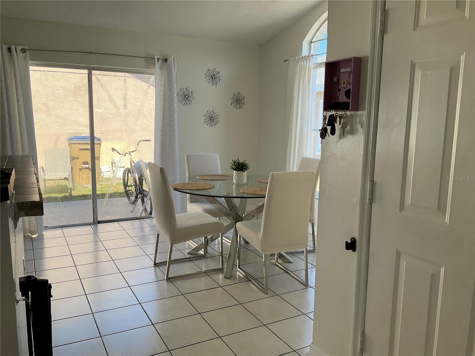 Image 16 of 32 For 2329 Harbor Town Drive