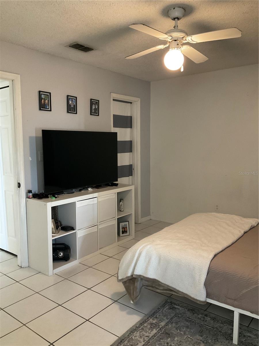 Image 18 of 32 For 2329 Harbor Town Drive