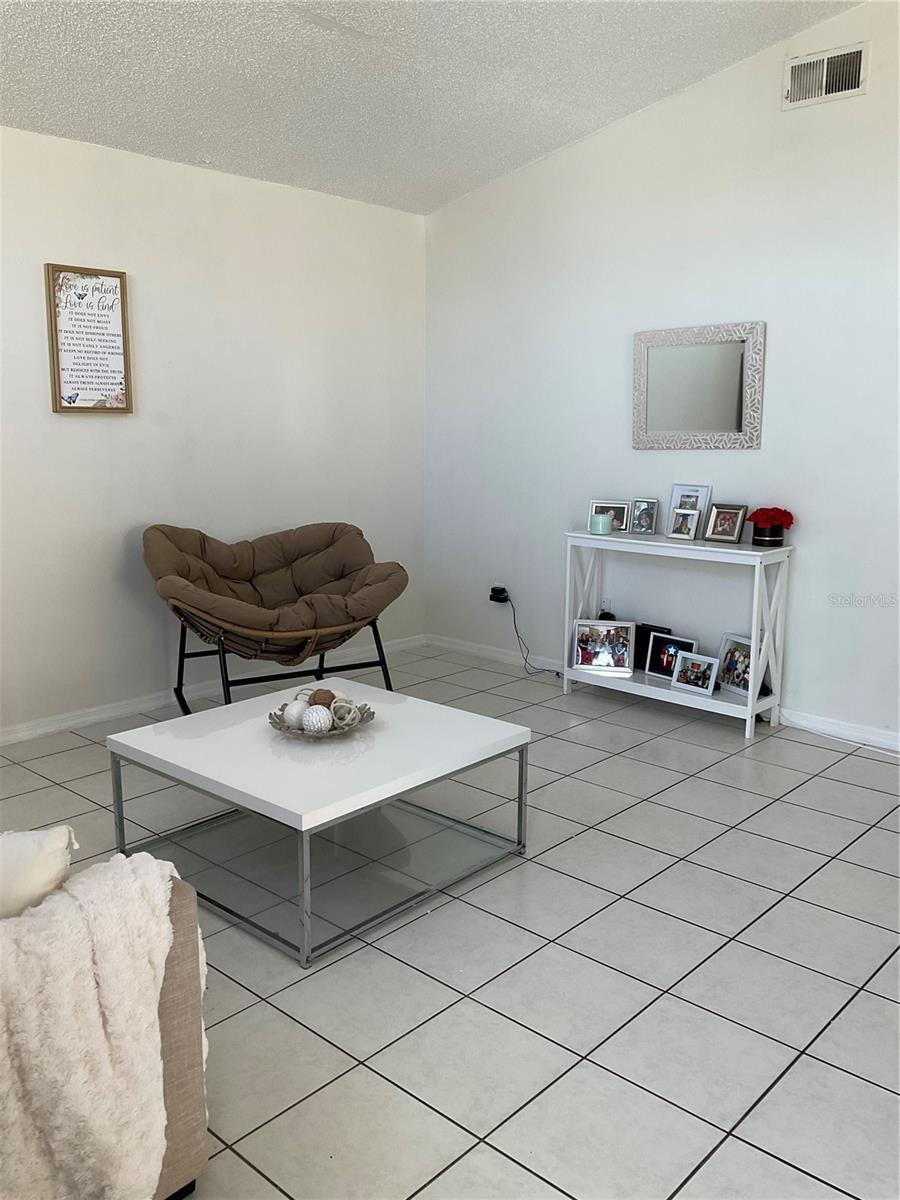 Image 7 of 32 For 2329 Harbor Town Drive