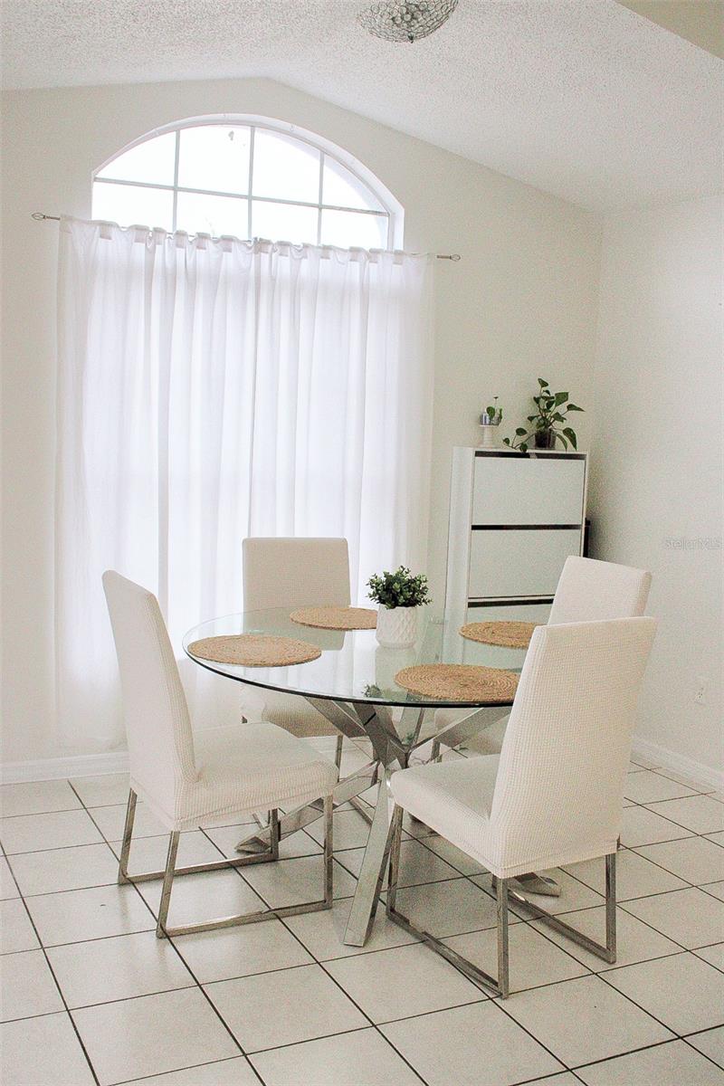 Image 8 of 32 For 2329 Harbor Town Drive