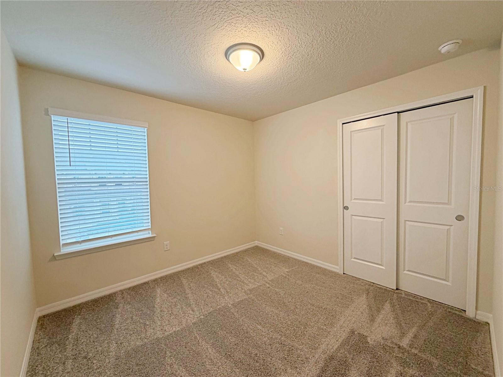 Image 18 of 37 For 16234 Merry Alley