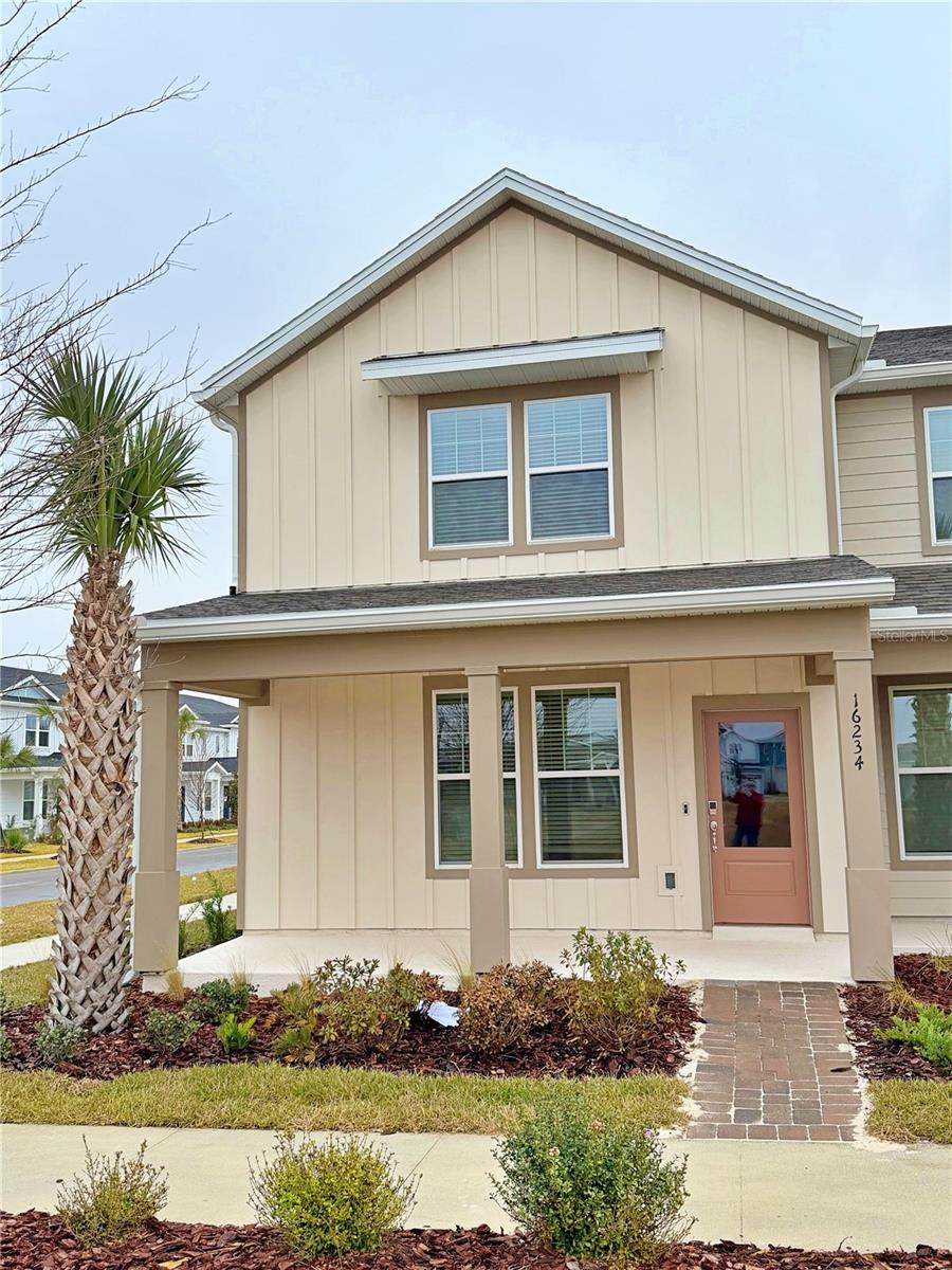 Image 2 of 37 For 16234 Merry Alley