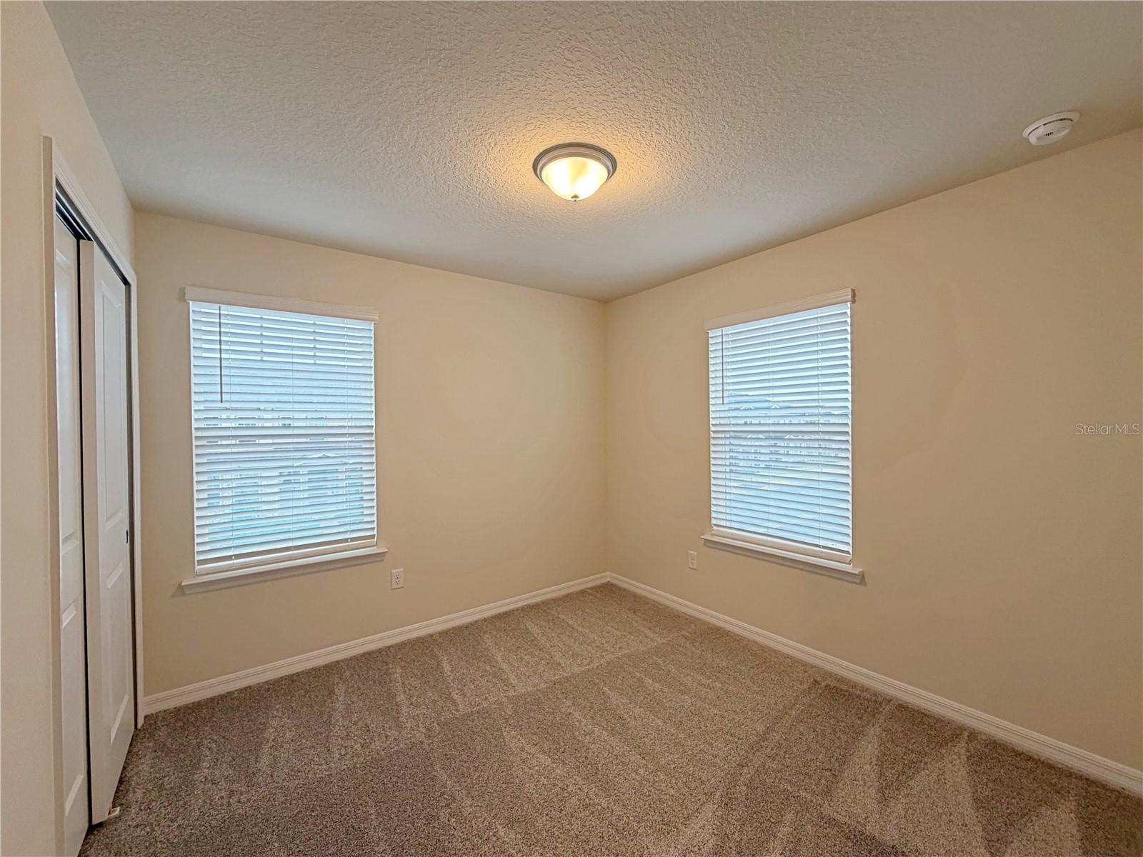 Image 21 of 37 For 16234 Merry Alley